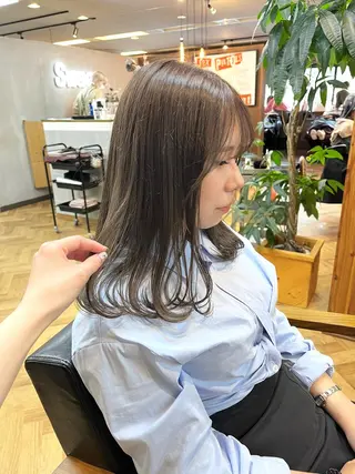 ミディアム カラー ena/ブリーチなし 透明感・レイヤー🎀のヘアスタイル