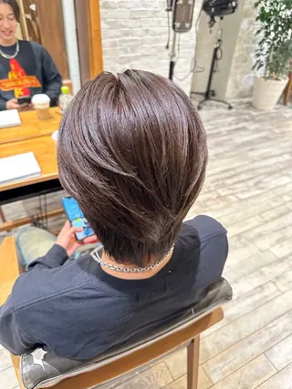 ショート 丸山 心 / 艶カラーのヘアスタイル