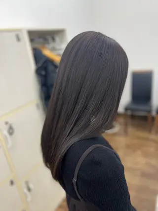 ロング カラー 藤野 莉奈のヘアスタイル