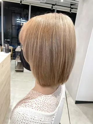 ショート カラー ハイトーン×レイヤー /遠藤将太のヘアスタイル