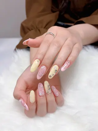 ネイル Huyn Nail Shinjyukuのネイルデザイン