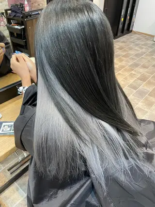 ロング カラー YUI/ ブリーチカラー🌷のヘアスタイル