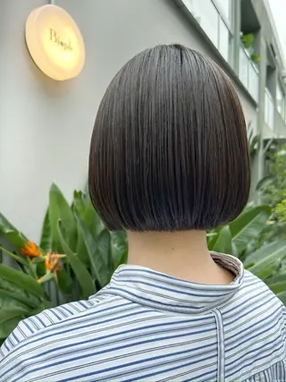 ショート カラー HIROKI ” ボブのヘアスタイル