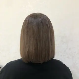 ミディアム カラー 松本 沙良のヘアスタイル