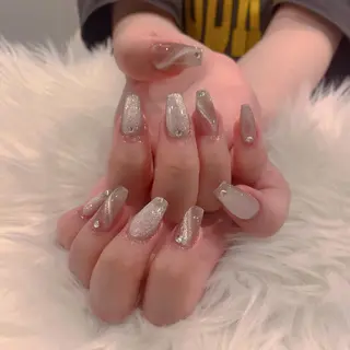 ネイル Tinaネイル 難波のネイルデザイン