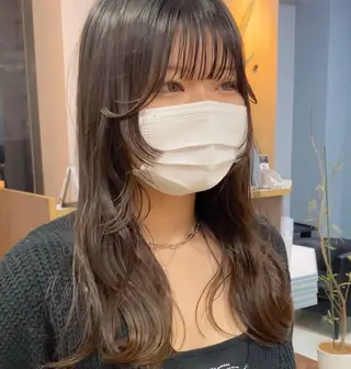 ロング カラー ネイル 横尾 歩のヘアスタイル