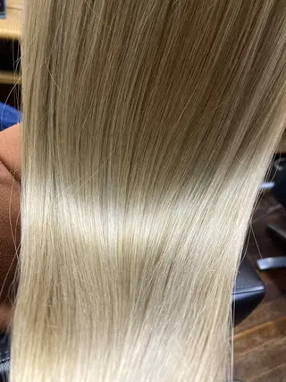 ロング yohe nishikuboのヘアスタイル