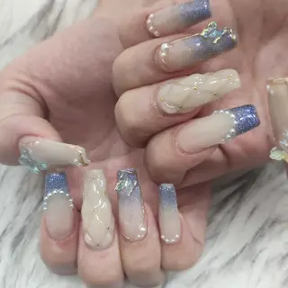 ネイル RUNWAY 　　のネイルデザイン