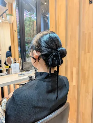 ミディアム ヘアアレンジ koto💭 コトのヘアスタイル
