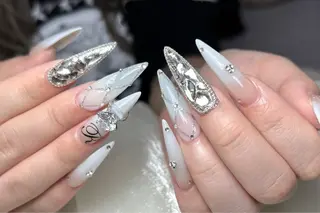 ネイル D-BEAUTY Nailsalonのネイルデザイン