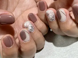 ネイル repos 金山ネイルサロンのネイルデザイン