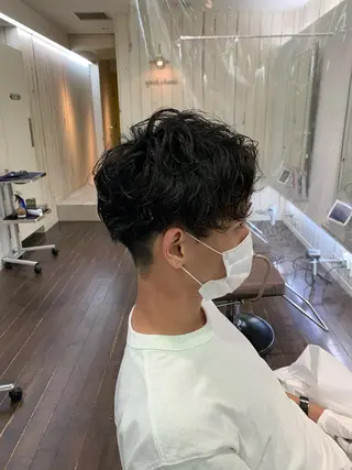 ショート パーマ メンズ 三矢 ちなつのヘアスタイル