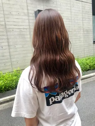 ロング ✨色持ちの良い艶 カラー✨蟹江真世のヘアスタイル