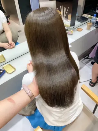 セミロング カラー 艶カラーsora🐰 カラーモデル募集🩵のヘアスタイル