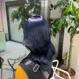 セミロング カラー パーマ ヘアアレンジ 透明感ブリーチカラー 🌈TOMOHIROのヘアスタイル