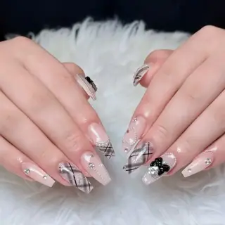 ネイル sunnynail 小桃のネイルデザイン
