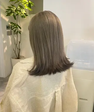 ミディアム カラー 銀座/ハイトーン/ hayaka 🖤のヘアスタイル