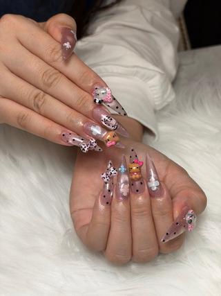 ネイル Aria Nail Beautyのネイルデザイン