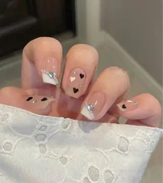 ネイル MOON nailsのネイルデザイン