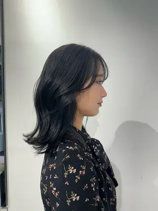 セミロング 韓国ヘアメンズ・レデ ィース特化ミクのヘアスタイル