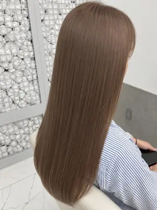カラー 魚住 英弥のヘアスタイル
