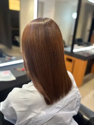 ミディアム KAREN(ému) 伏見/カットモデルのヘアスタイル