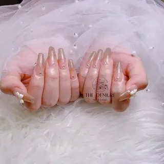 ネイル Demure Amy 銀座店のネイルデザイン