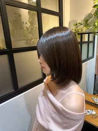 ミディアム Luna🌙 艶カラーのヘアスタイル