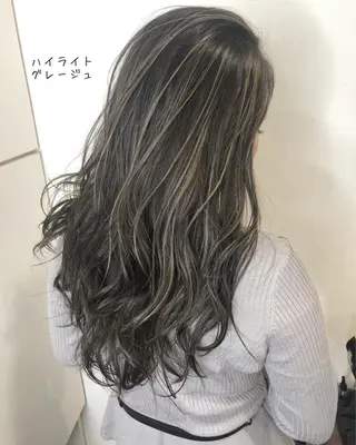 ロング カラー あさだ しゅうたろうのヘアスタイル