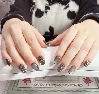 ネイル R Nailのネイルデザイン