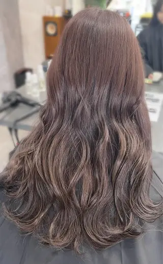 セミロング カラー nico麻生 加賀谷 すみれのヘアスタイル