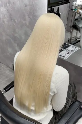 カラー 齊藤 千隼のヘアスタイル