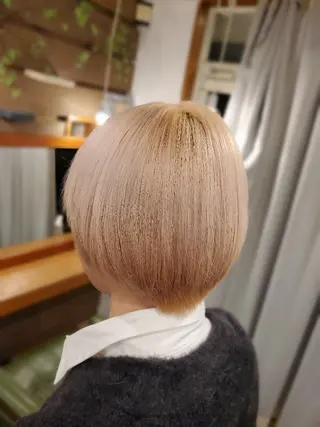 ショート メンズ カラー 小島　崇義 ブリーチお任せ下さいのヘアスタイル