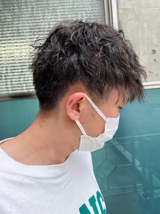 ショート カラー パーマ ヘアアレンジ メンズ キッズ ネイル マツエク・マツパ アイブロウ 久木原 ゆりのヘアスタイル