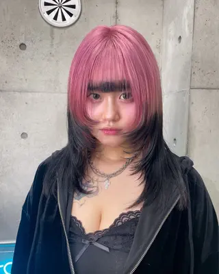 セミロング ハイトーン/ブリーチ /ウルフ⛓️MAKIのヘアスタイル