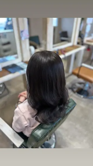 カラー 🫧佐藤透明感カラー デザインカラーのヘアスタイル