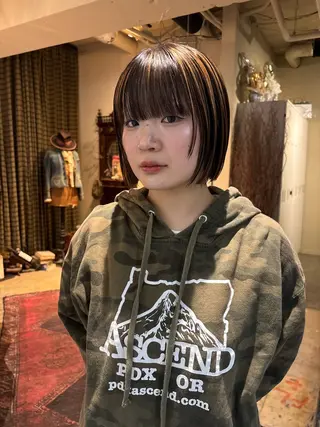 ショート カラー ブリーチ/エクステ はしもと そな🫧のヘアスタイル