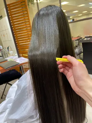 ロング カネヒラ リョウスケのヘアスタイル
