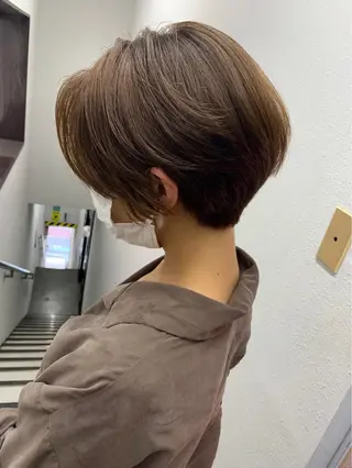 ショート レイヤー×透明感 Tatsuya💫のヘアスタイル