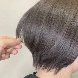 ショート カラー 佐藤 瑚碧のヘアスタイル