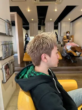 ショート メンズ 田中 汰知のヘアスタイル
