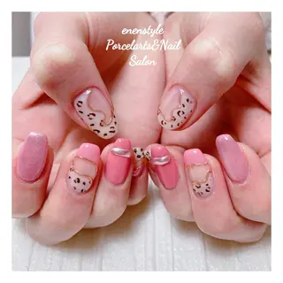 ミディアム ネイル 🐾enen style 🐾のネイルデザイン