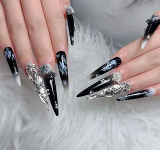 ネイル Lenie Nail Okuboのネイルデザイン
