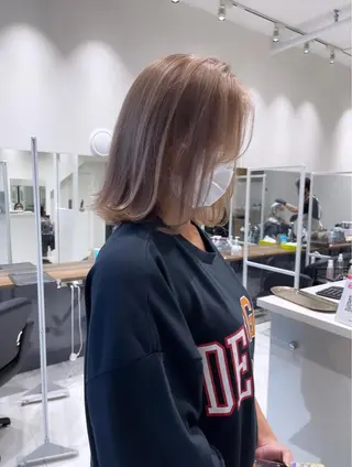 ミディアム カラー 韓国レイヤー×艶髪 ハイトーンRyukiのヘアスタイル