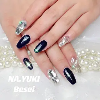 ネイル 🦋 Queenieのネイルデザイン