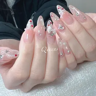 ネイル Queens ゲンのネイルデザイン