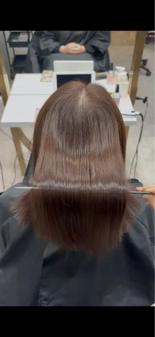 カラー みのりハイトーン デザインカラーのヘアスタイル