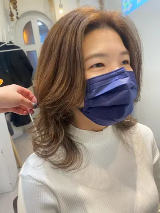 セミロング カラー 似合う髪型見つけます AYAKAのヘアスタイル