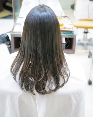 ロング カラー 森田 一輝のヘアスタイル