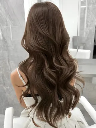 ロング カラー 天野 ひとみのヘアスタイル